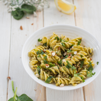 Ertepasta & mandelgremolata